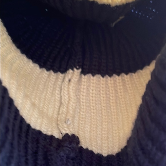 M&S Blue and Beige Knit Beanie New with tag from UK - Picture 3 of 6